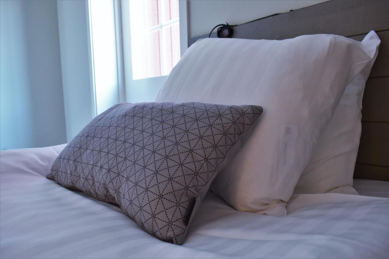 Narebo Gardshotell Lidkoping Ngoại thất bức ảnh